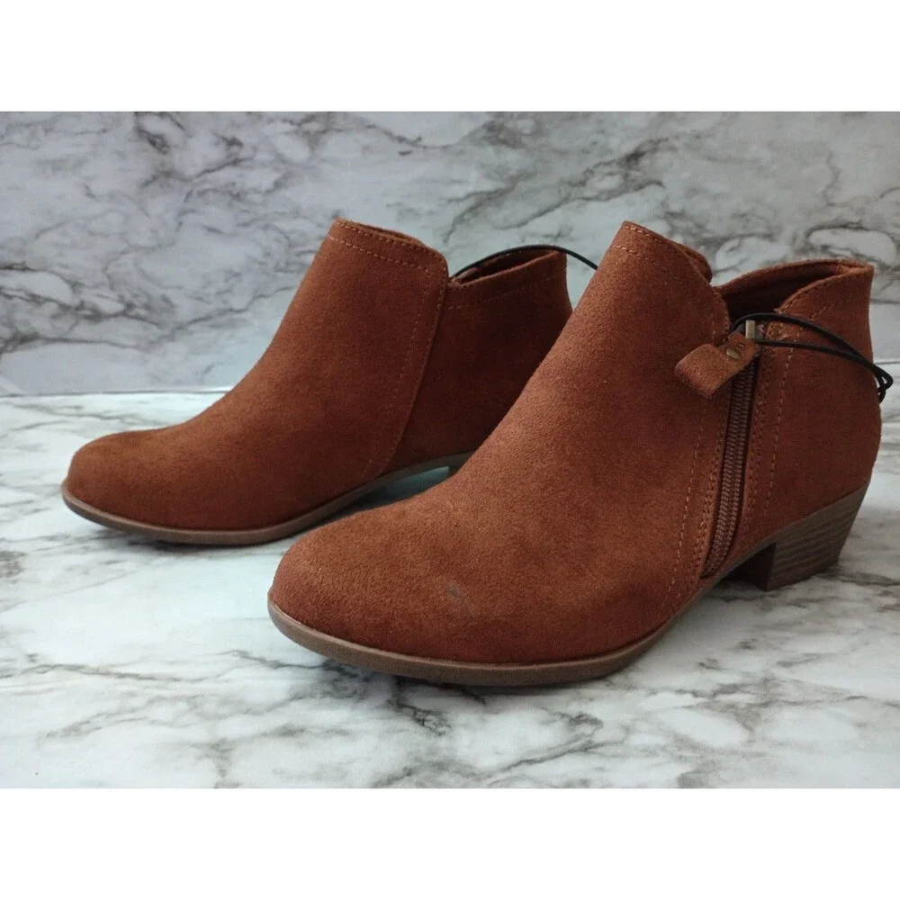 Arizona Jean Company Galen Chestnut Color Ankle Boots Booties Size 6.5M